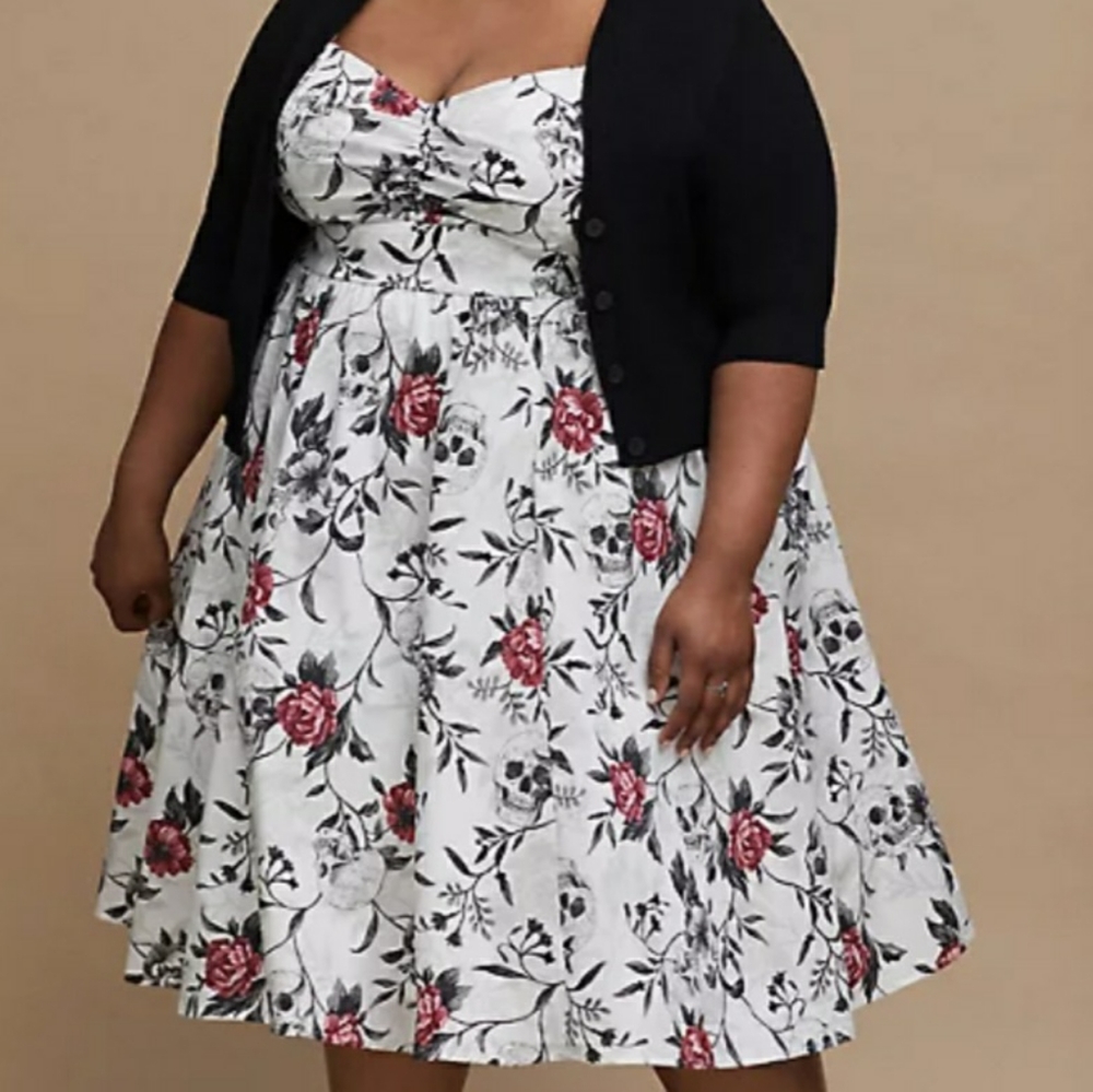 NWT, size 3, floral/skull, retro chic midi dress
